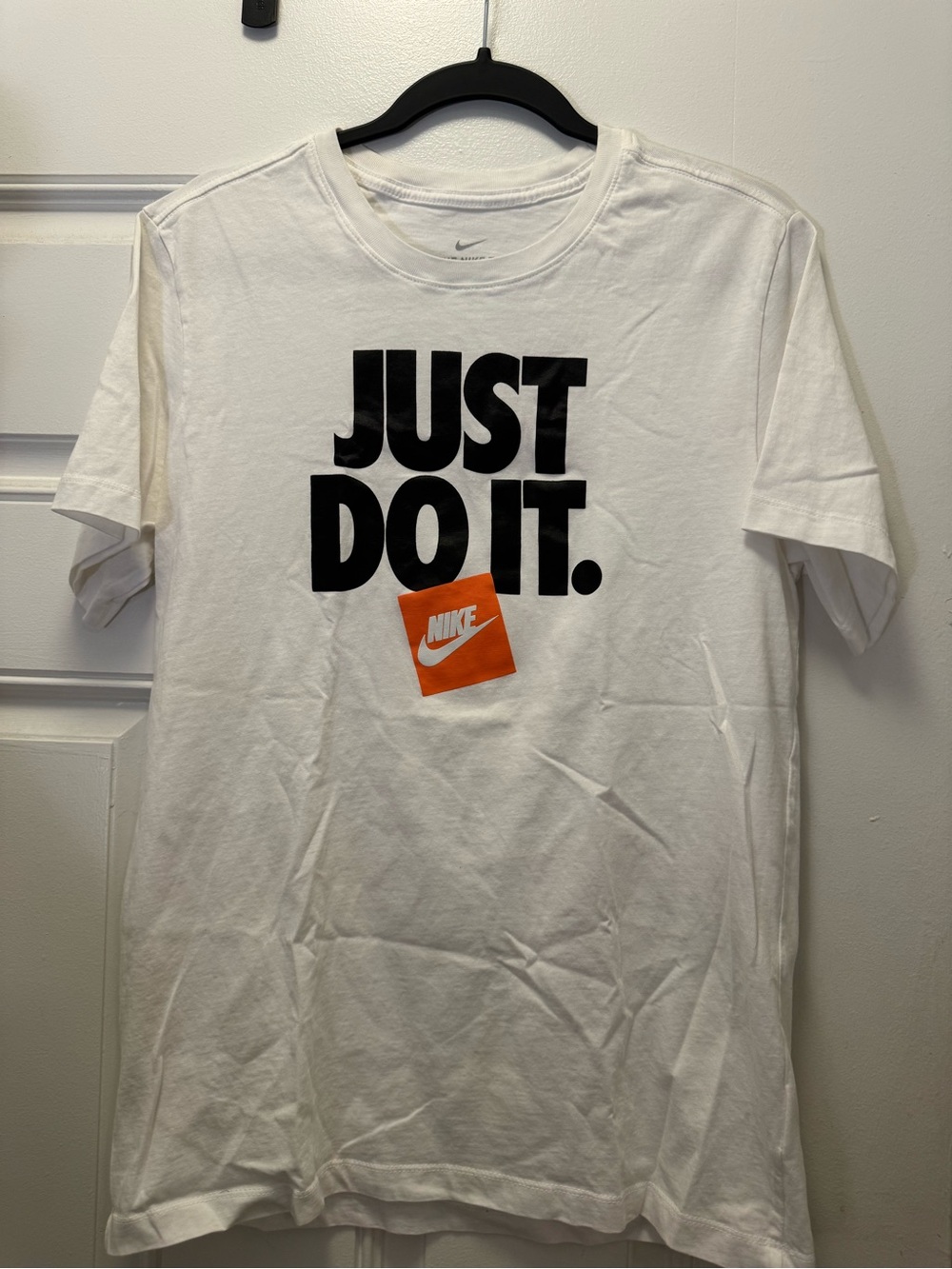 Nike White Short Sleeve 'Just Do It' Logo Tee with Black and Orange Print 0282